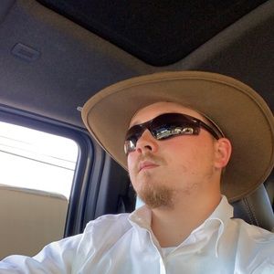 Meet your Posher, Austin